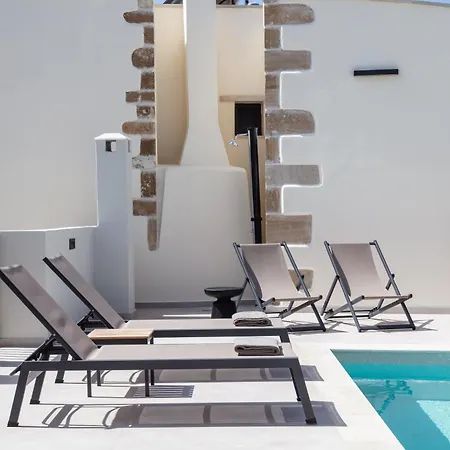 Marvelous New Luxury With Heated Pool!