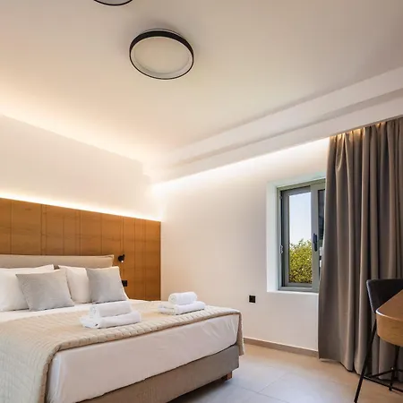 Villa Marvelous New Luxury With Heated Pool! Asterion