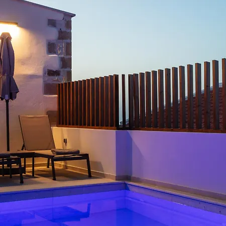 Marvelous New Luxury With Heated Pool! *